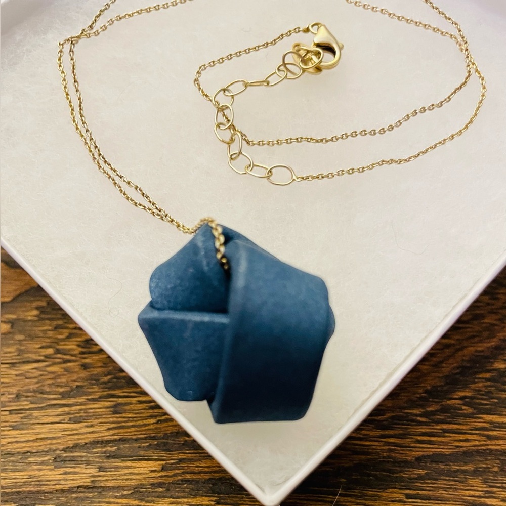 Blue Love Knot Pendant Necklace/NWOT